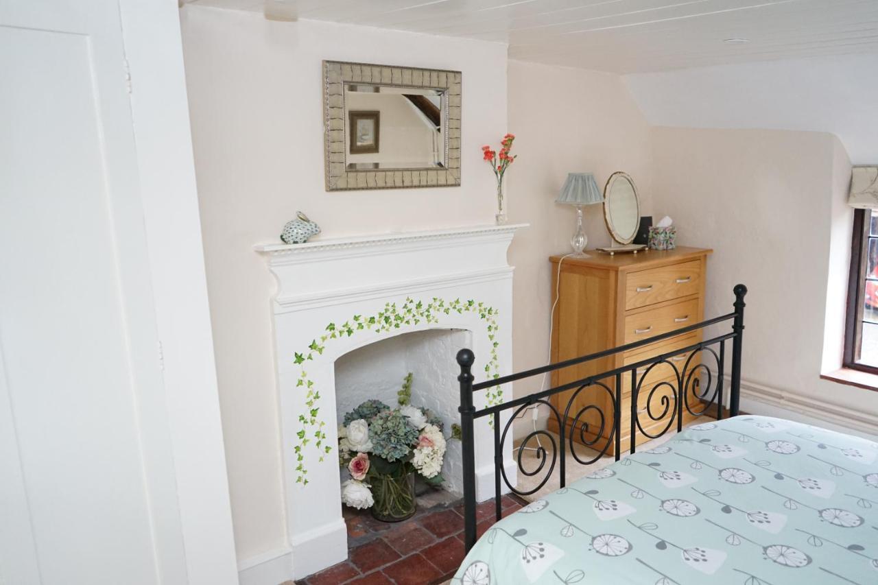Holiday home Character 2 Double Bedroom In Shaftesbury