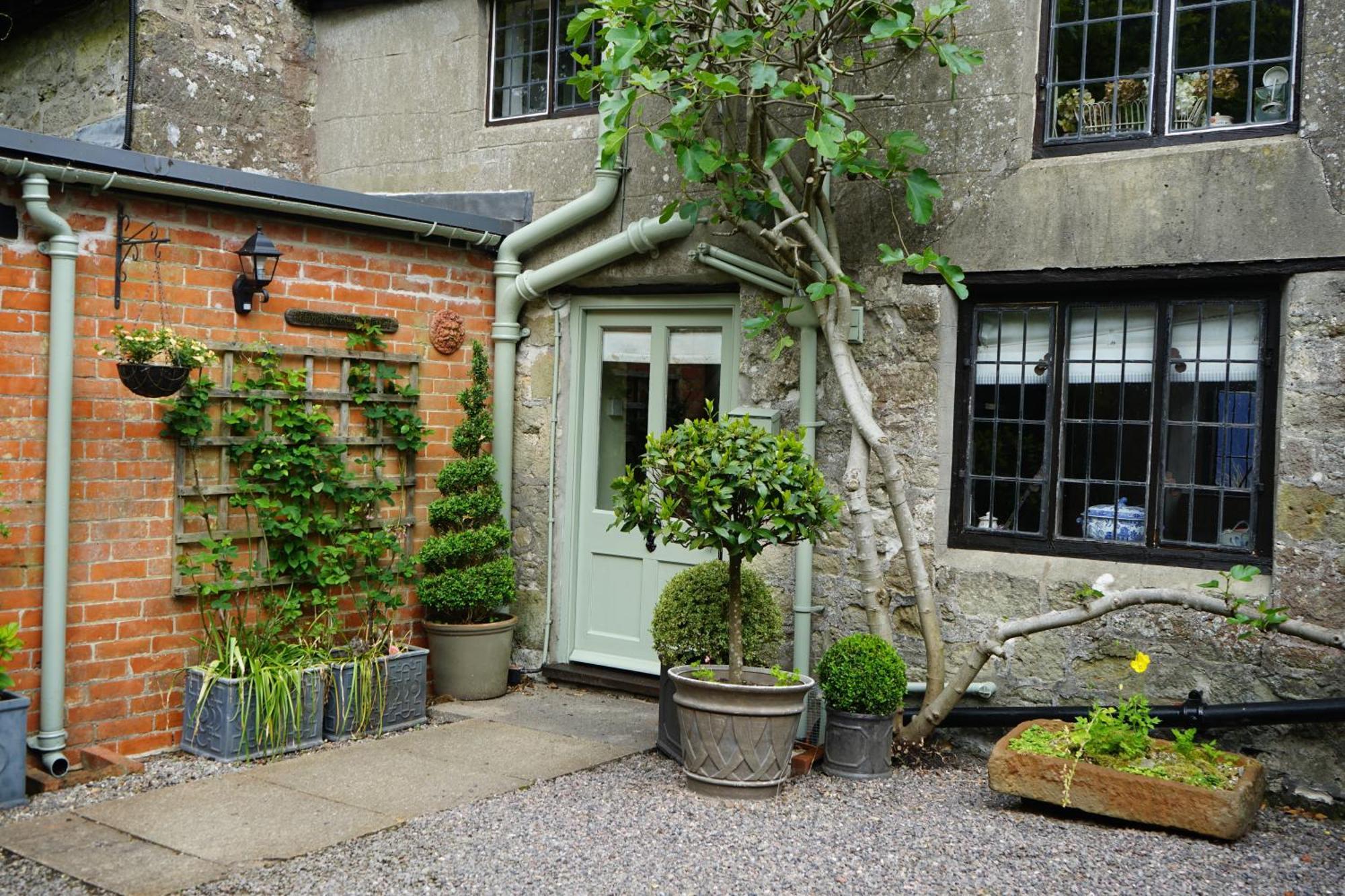 Character 2 Double Bedroom In * Shaftesbury